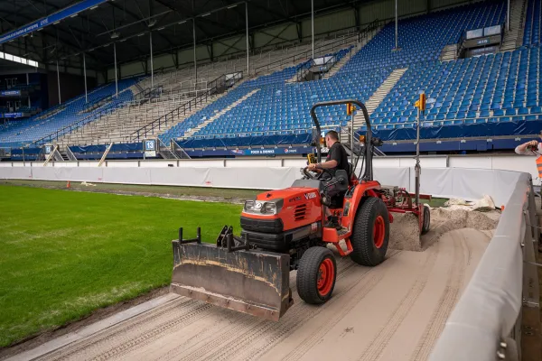 Kubota met 3D-sportveldenprecisiekilver